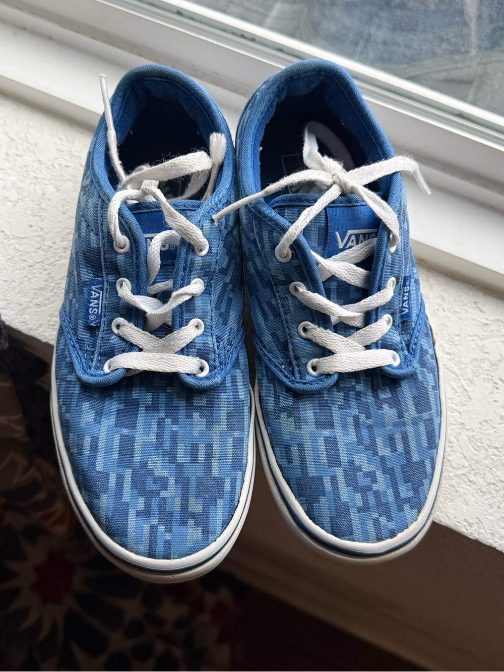 Vans Atwood Blue Digi-Pattern Canvas
Skate Shoes boys sz: 3